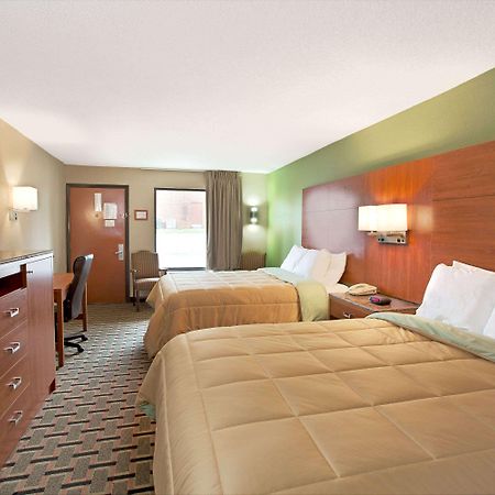 Days Inn Conover/Hickory Экстерьер фото