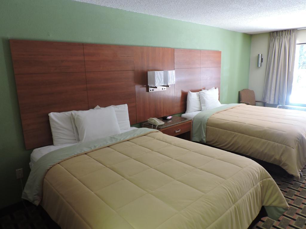 Days Inn Conover/Hickory Номер фото